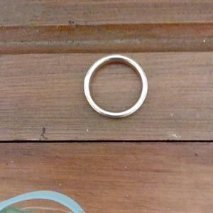 A tungsten carbide wedding band